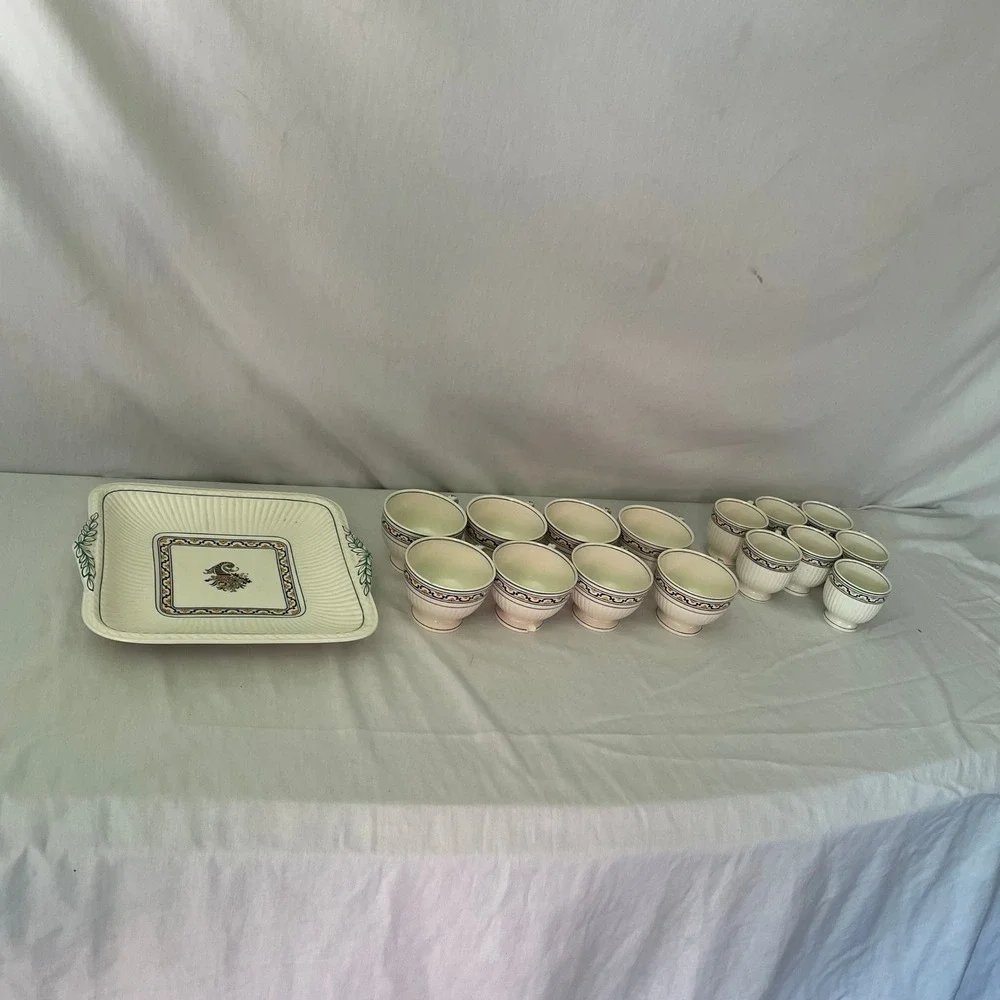 Vintage Ceramic Serving‎ Set Tray & 16 Cups Floral Design Tea Party